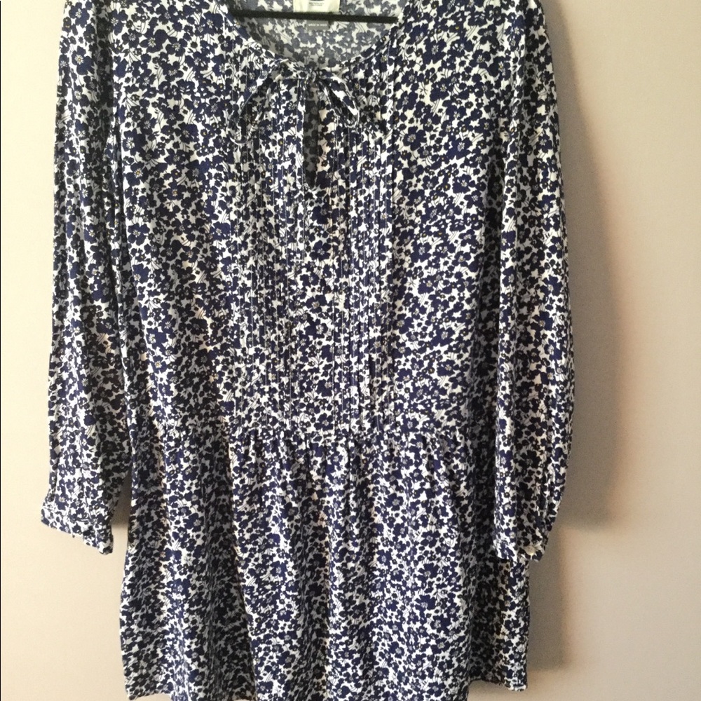 Pretty floral tunic